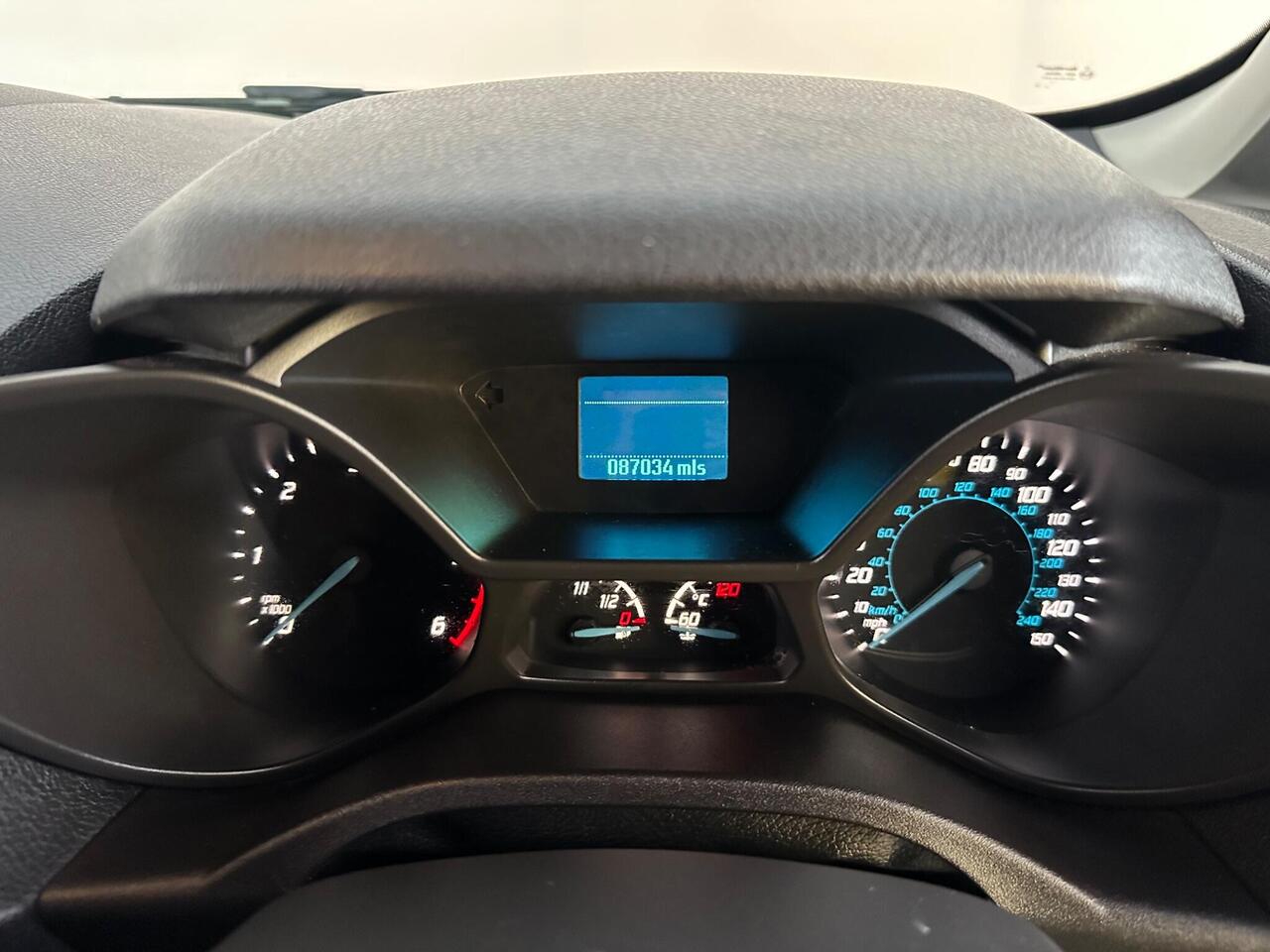 Ford Transit Connect PN67WYY