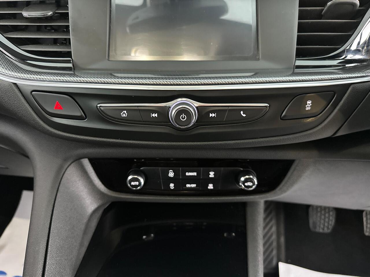 Vauxhall Insignia VO71HRZ