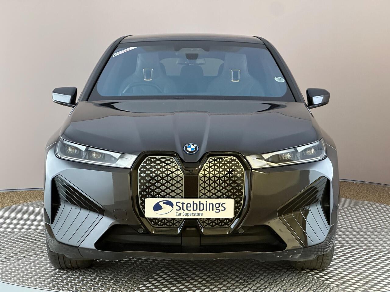 BMW iX LJ72AGA