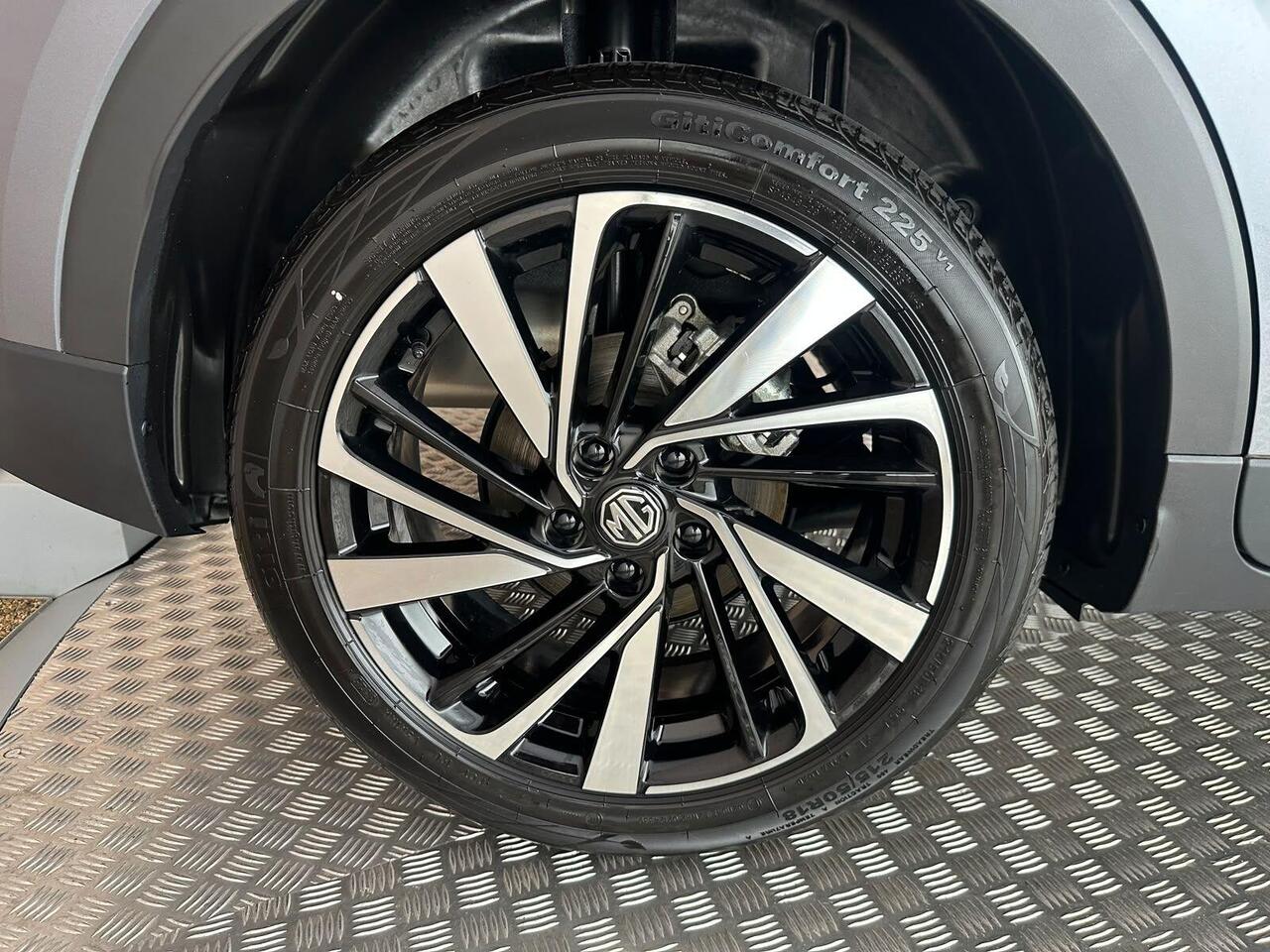 MG MG ZS CF75NZV