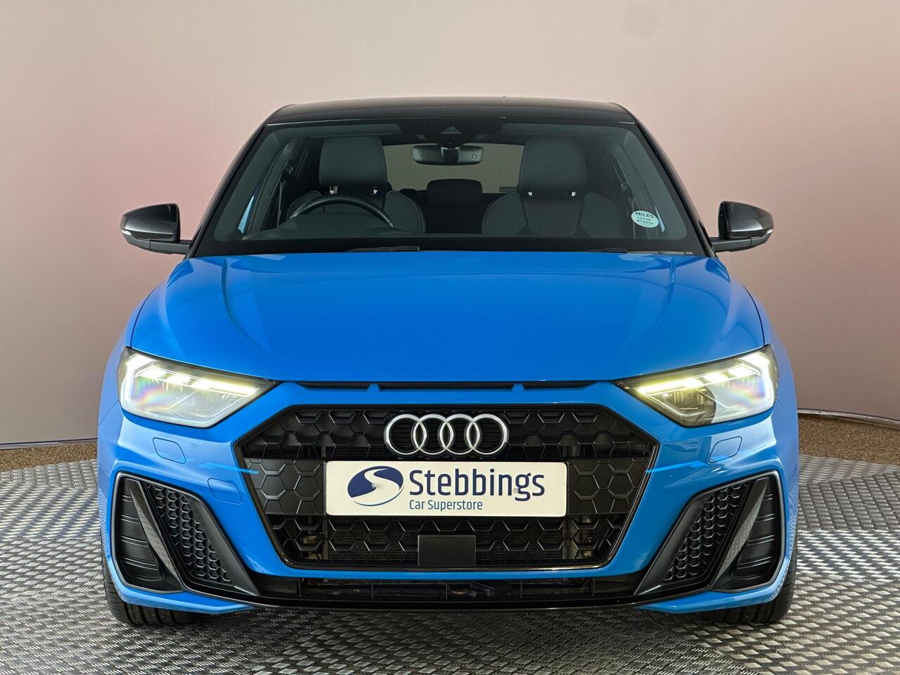 Audi A1 YE21TUU