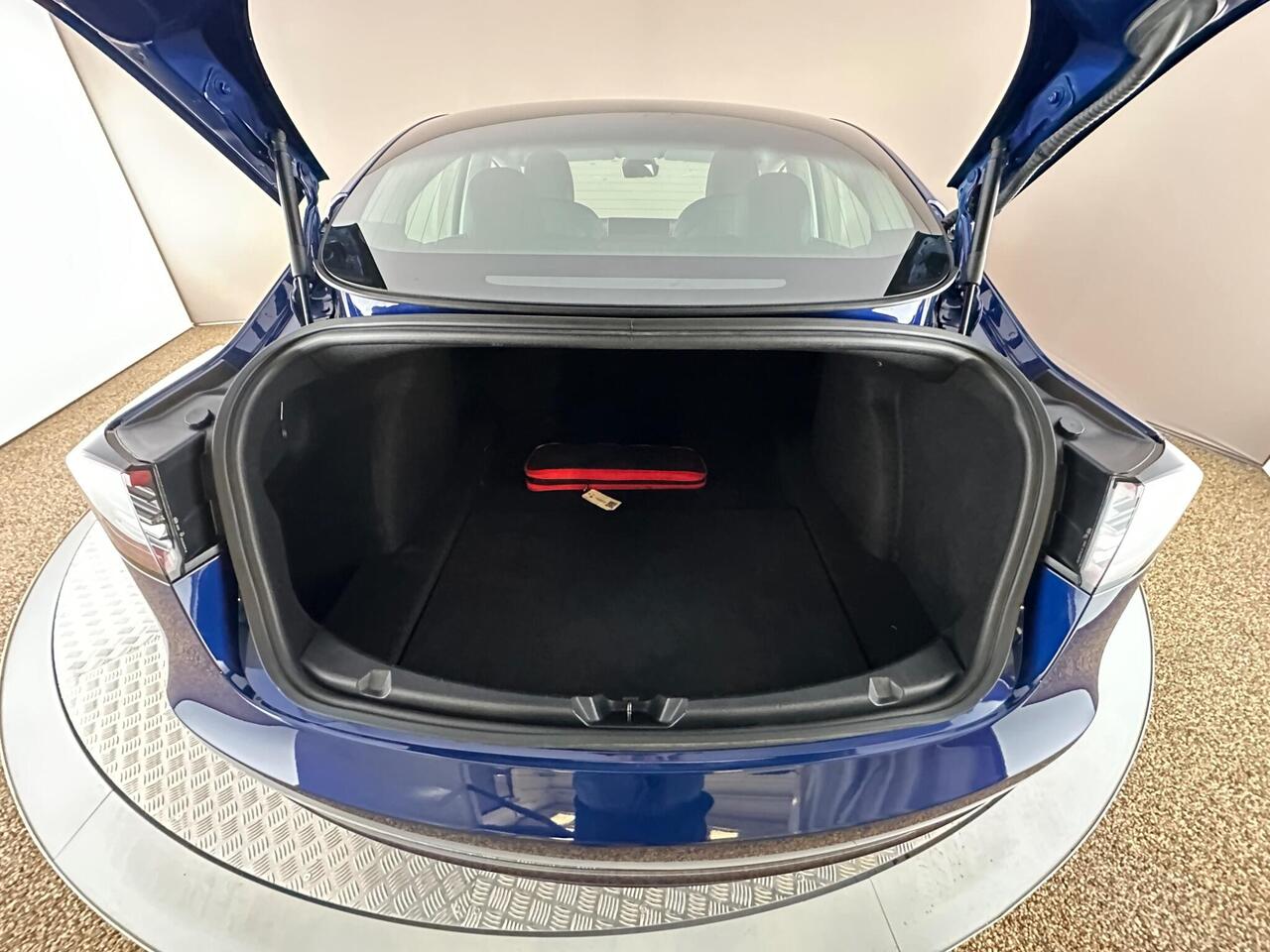 Tesla Model 3 AF70TMX