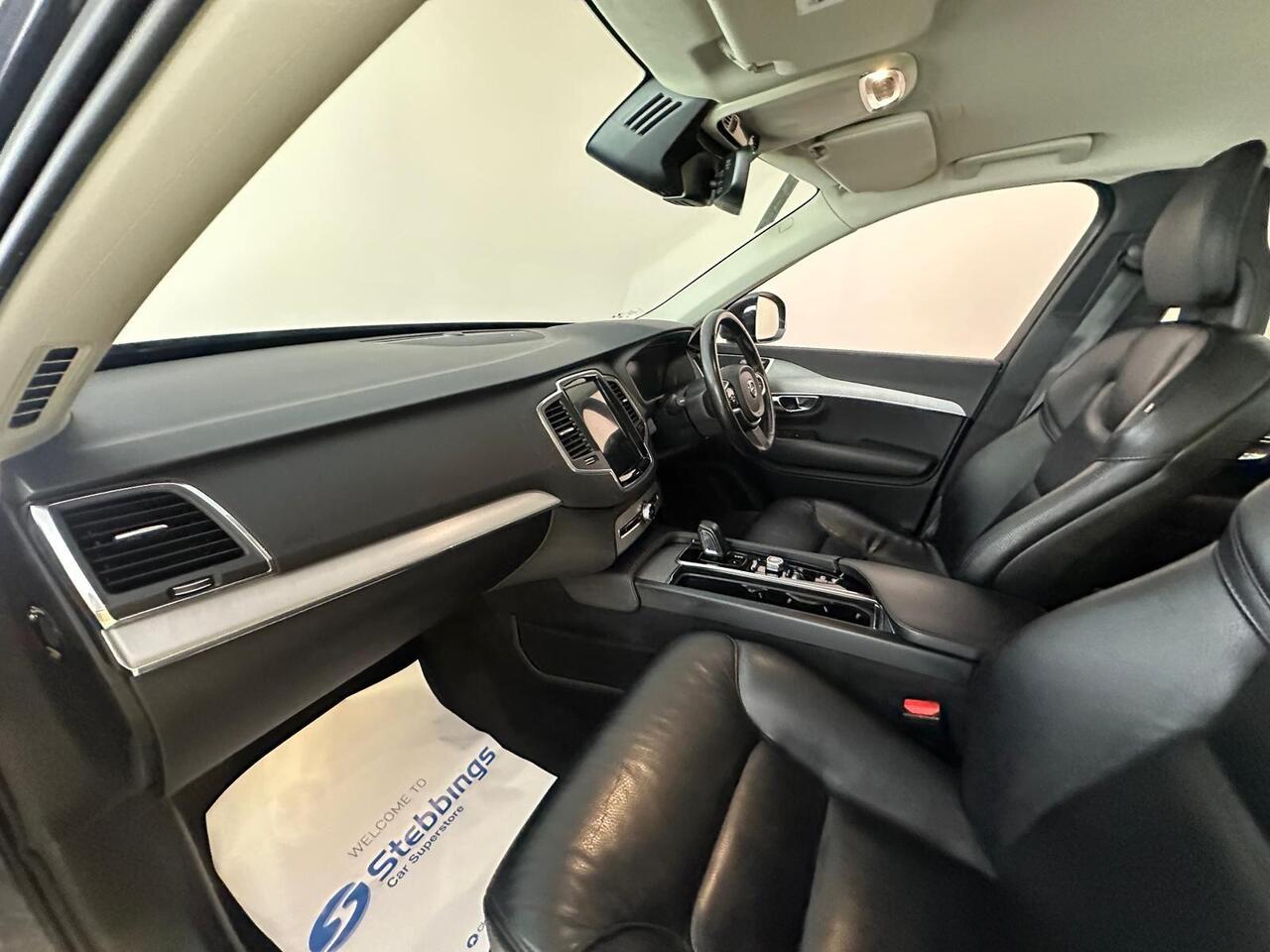 Volvo XC90 YY69PVT