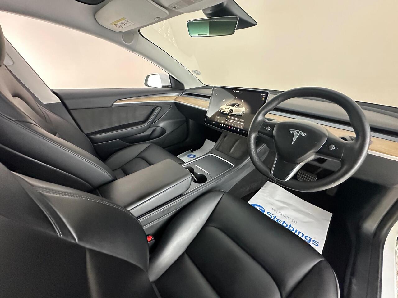 Tesla Model 3 AF72VKR