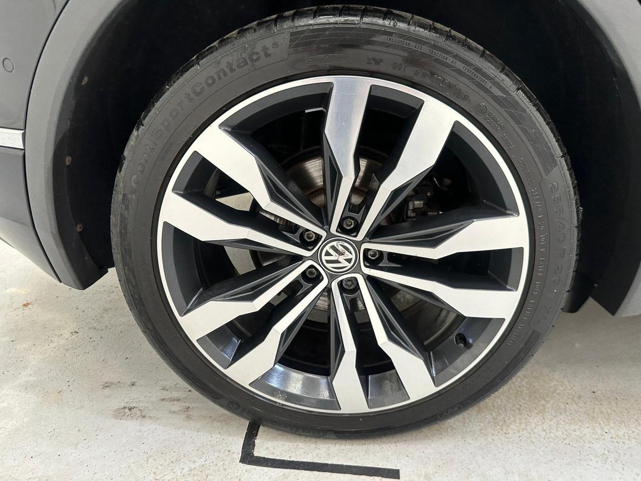Volkswagen Tiguan KY19ZUB