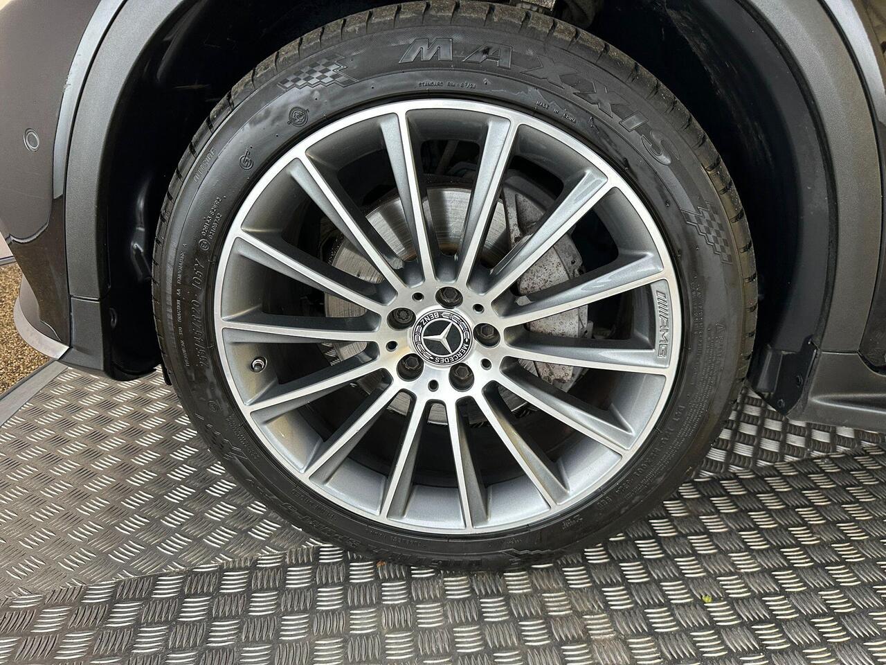 Mercedes-Benz GLC PJ67VXU