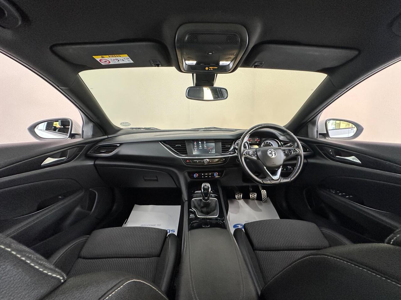 Vauxhall Insignia DS19CWU