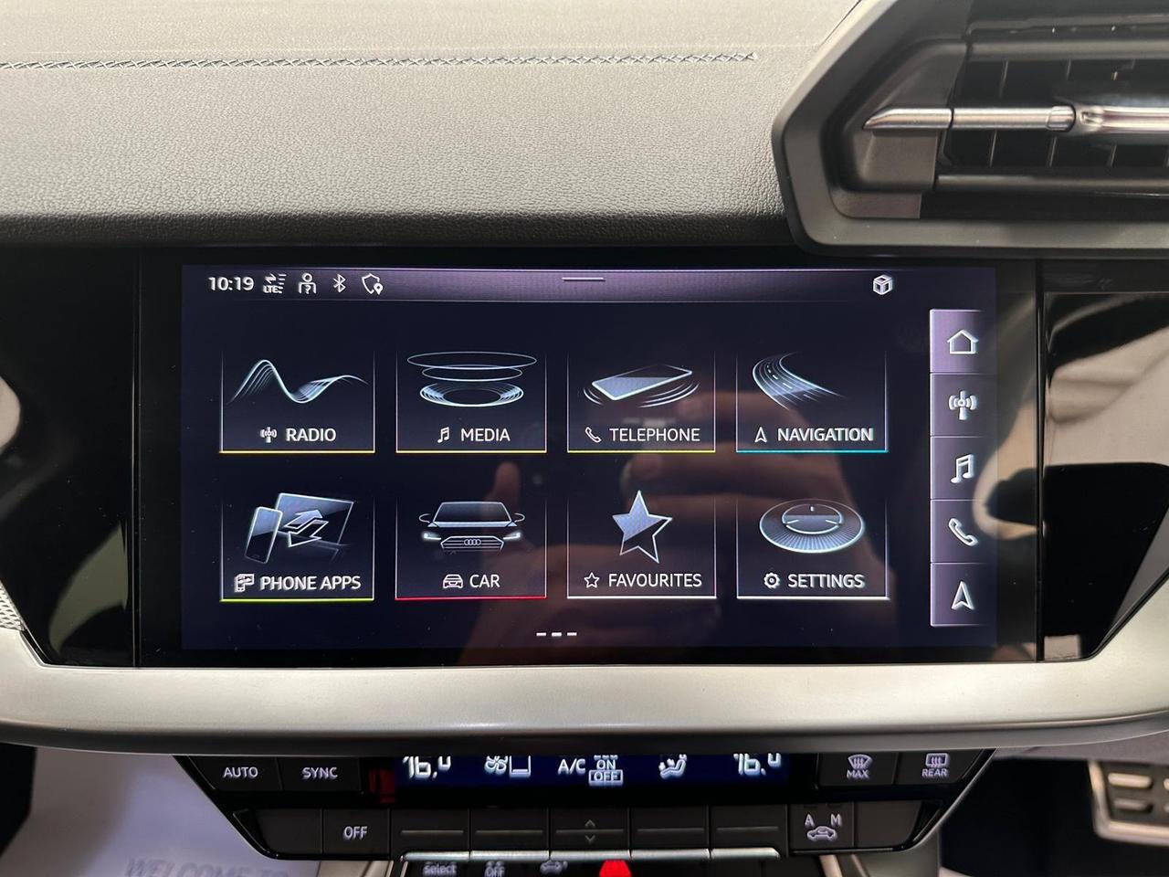 Audi A3 YE21XNF