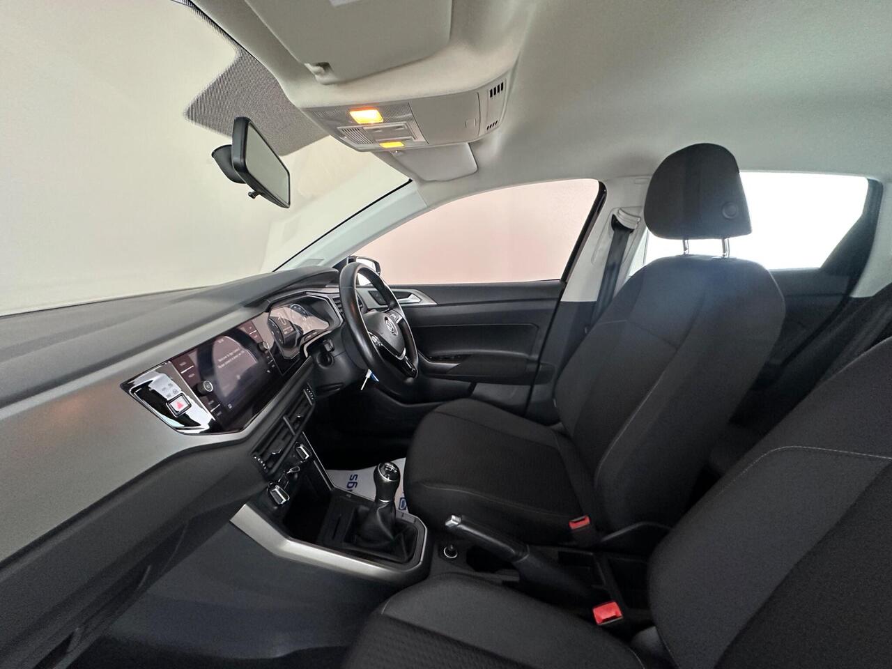 Volkswagen Polo FP18XLA