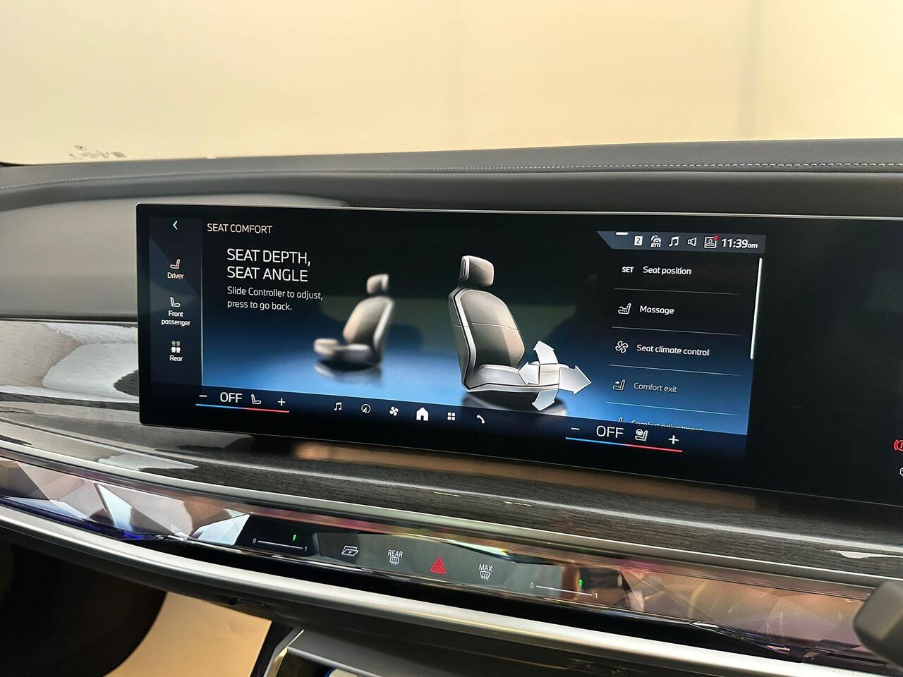BMW i7 YF73FKE