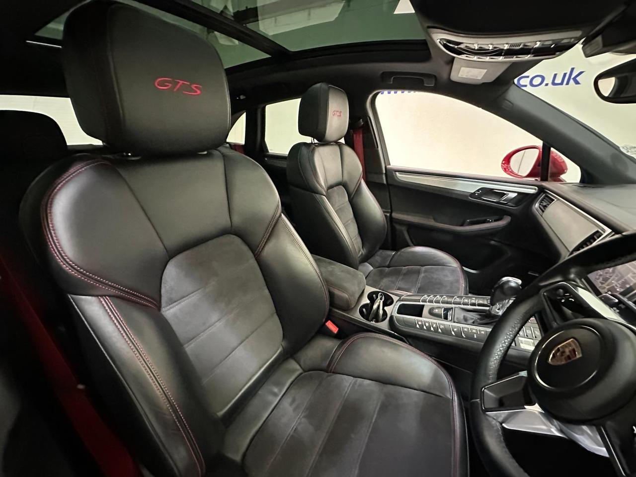Porsche Macan AF17MLL