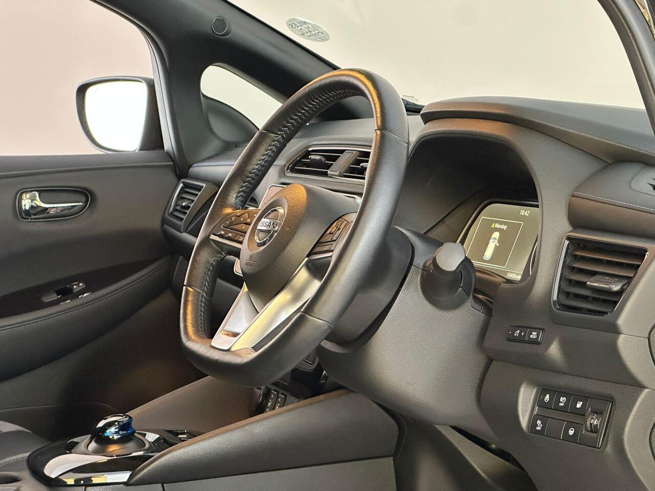 Nissan Leaf VK21YVU
