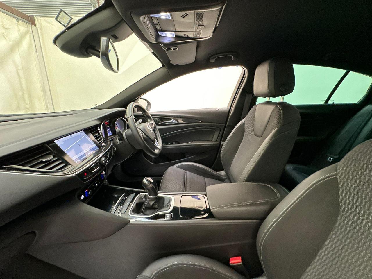 Vauxhall Insignia AJ17VWA