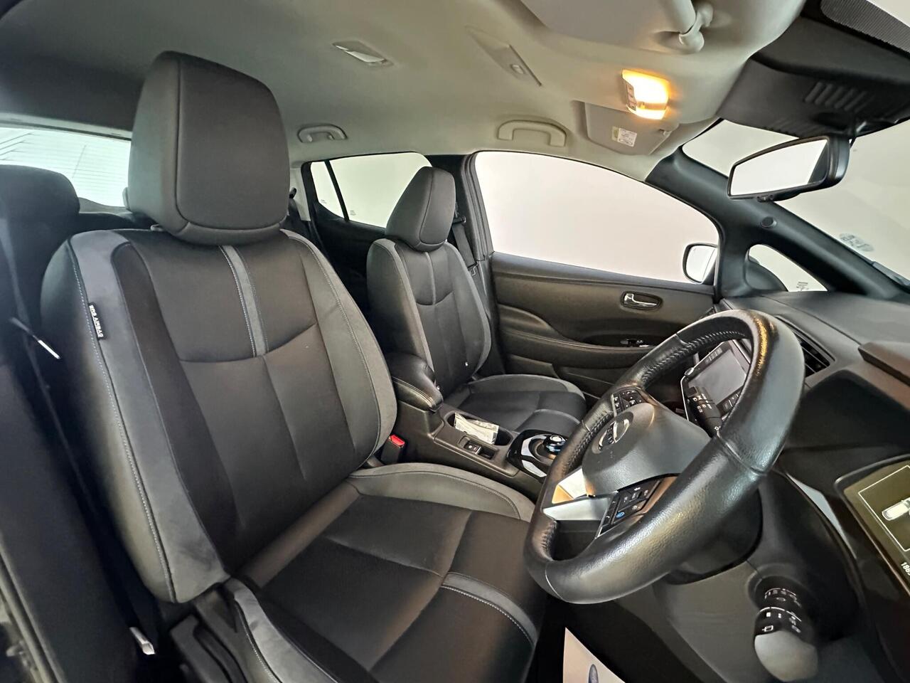 Nissan Leaf DN71WVL