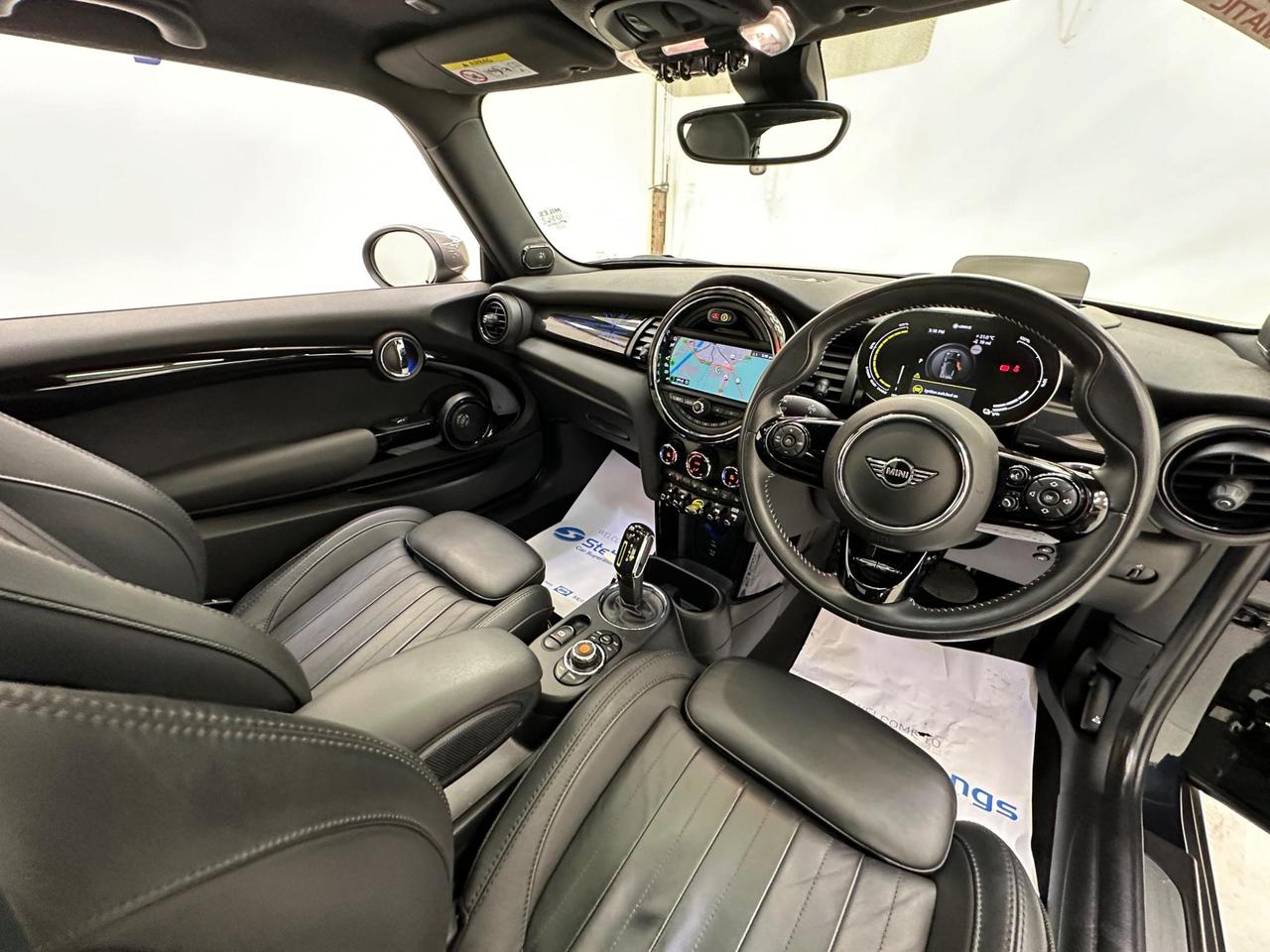 MINI Electric Hatch AK20FZV
