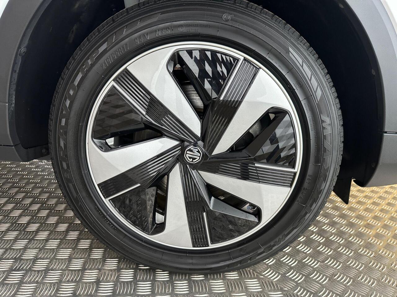 MG MG ZS YP23FVR