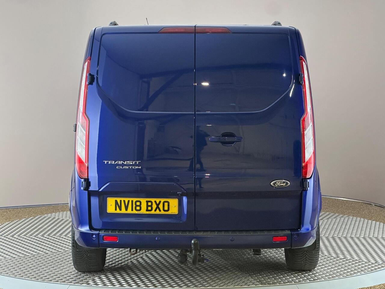 Ford Transit Custom NV18BXO