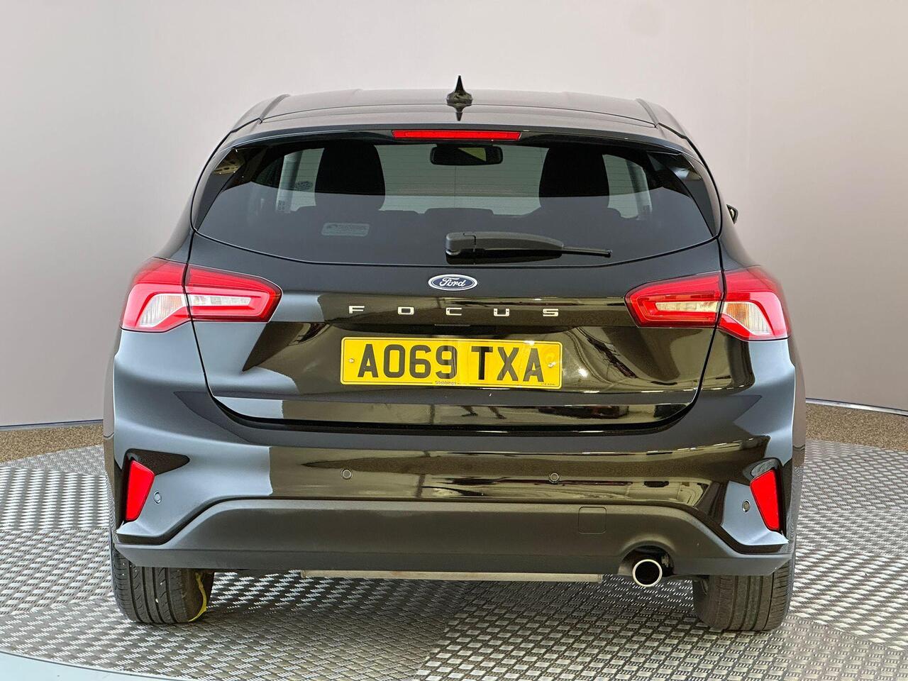 Ford Focus AO69TXA
