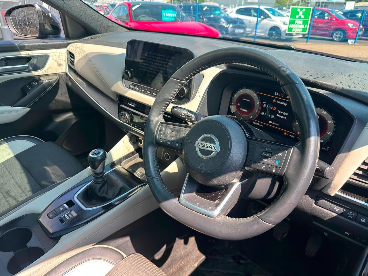 Nissan Qashqai AE22ZFL