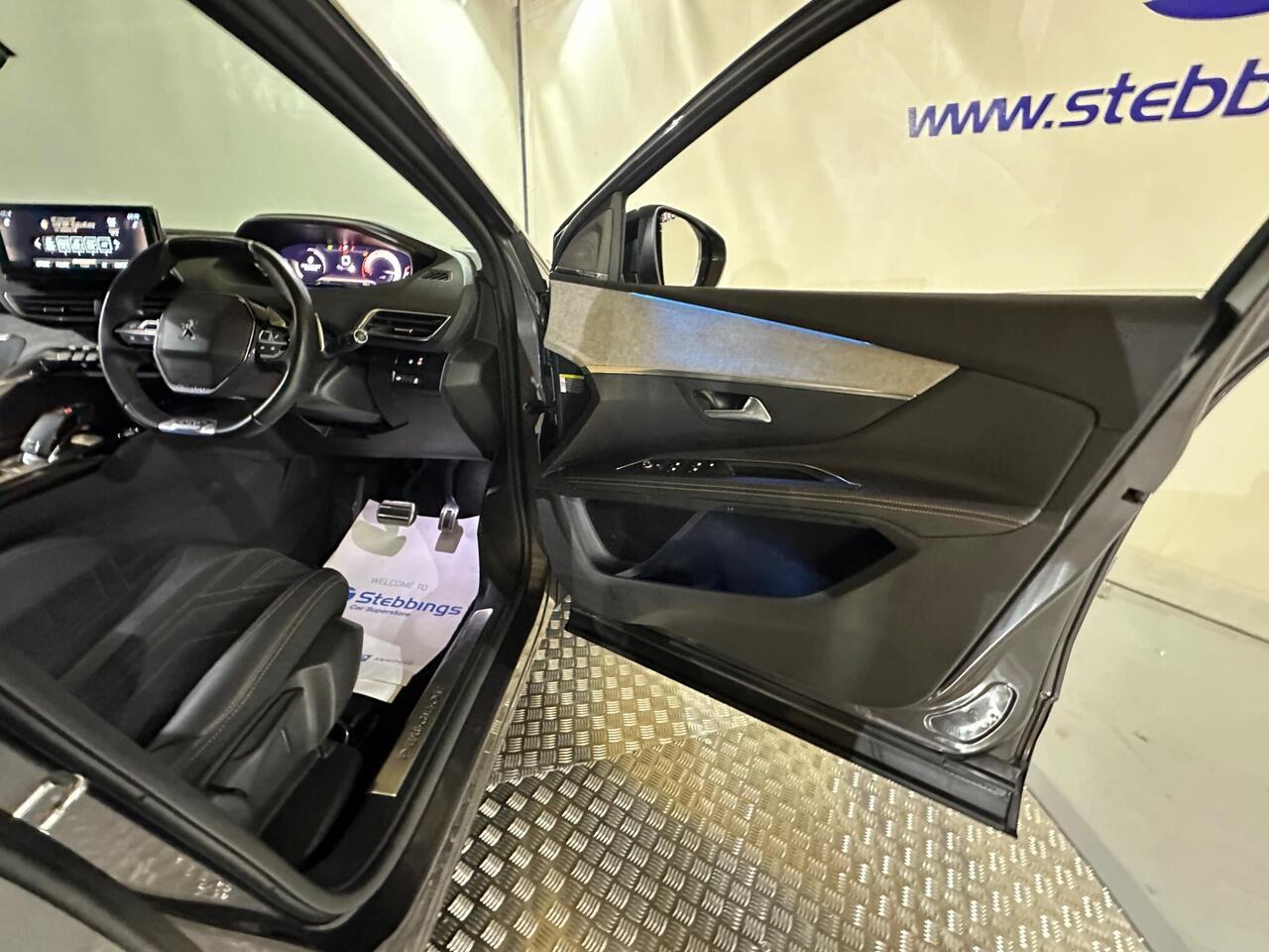 Peugeot 5008 AK72JYE