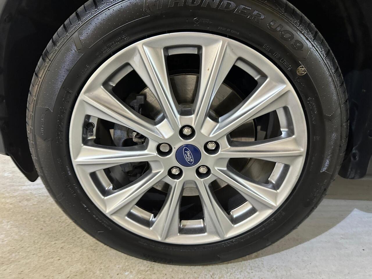 Ford Kuga WP69NDL