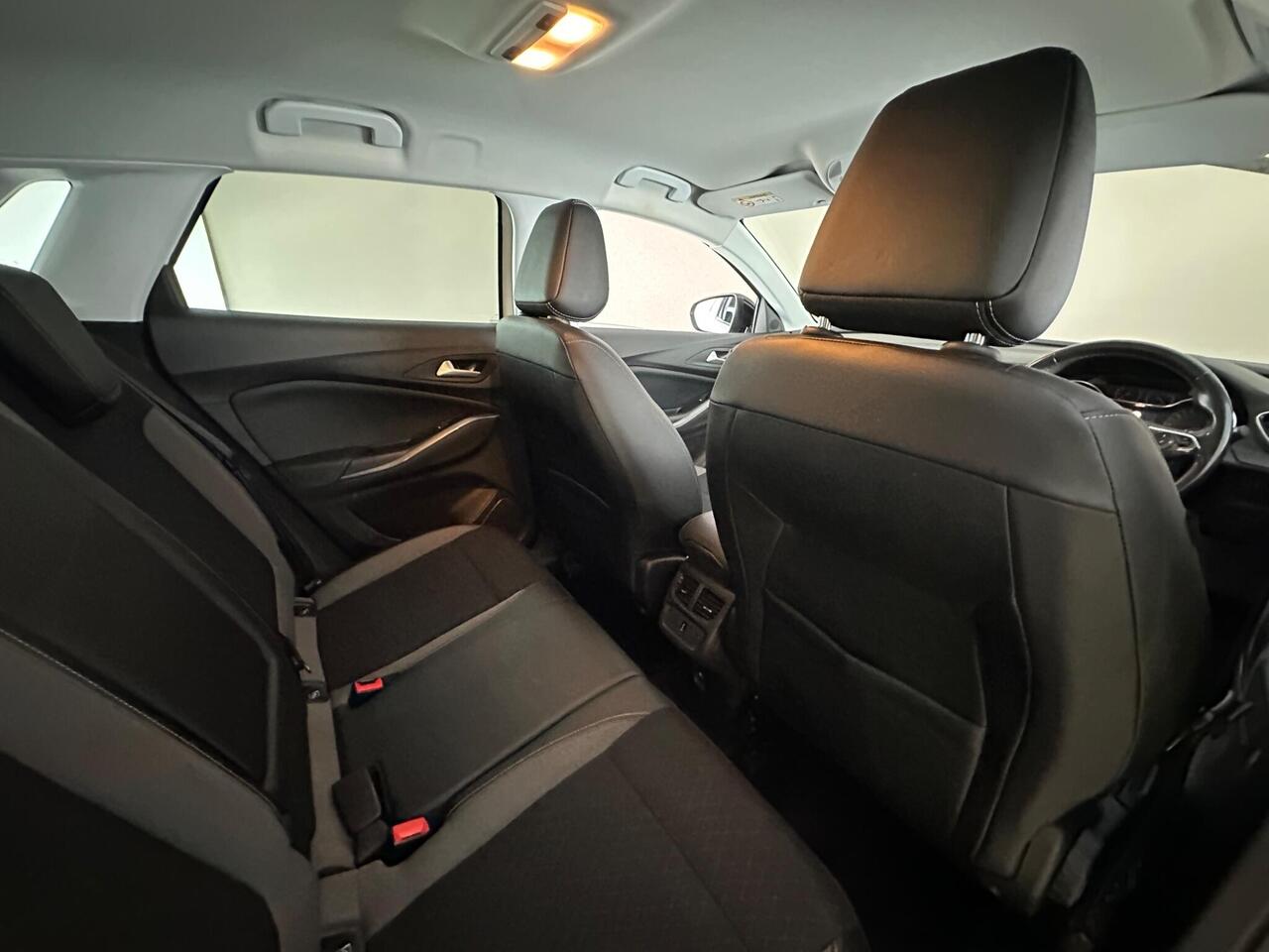 Vauxhall Grandland X KE21MXZ