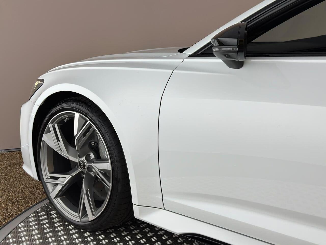 Audi RS6 Avant KY72PMX