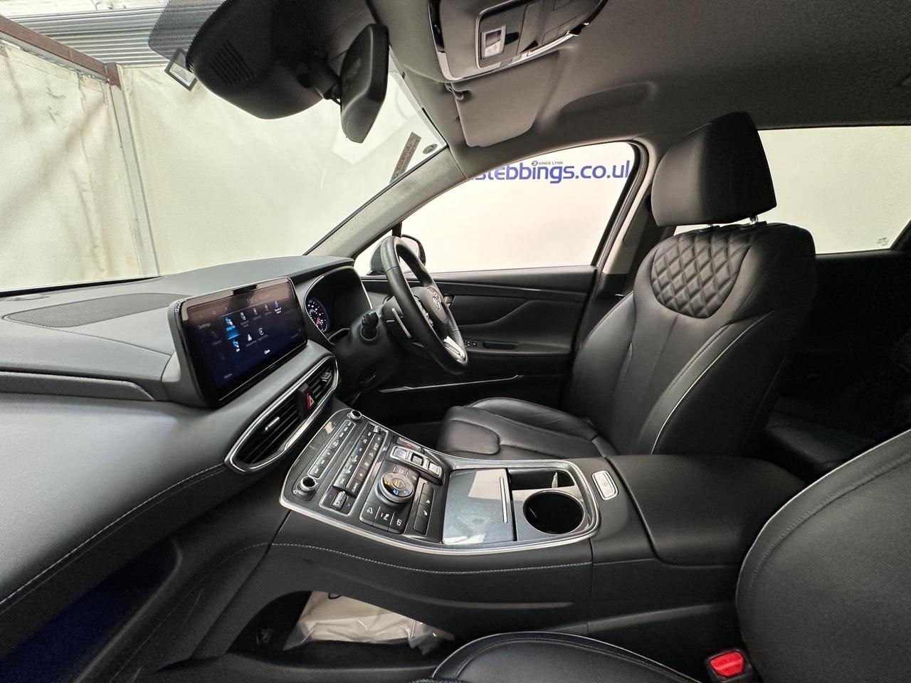 Hyundai Santa Fe DY72YEC