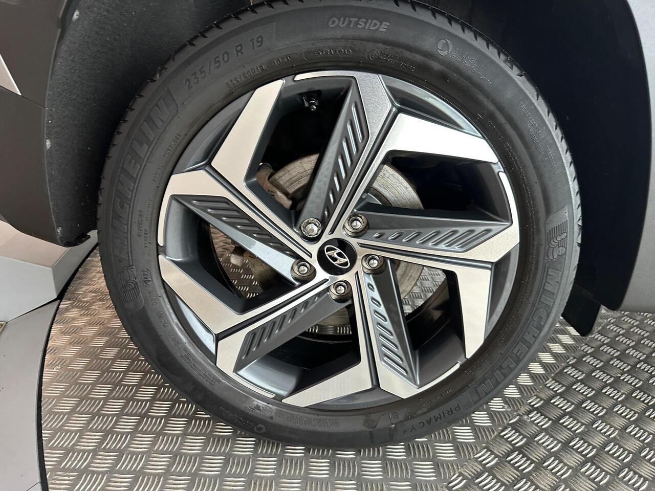 Hyundai TUCSON AU22VYT