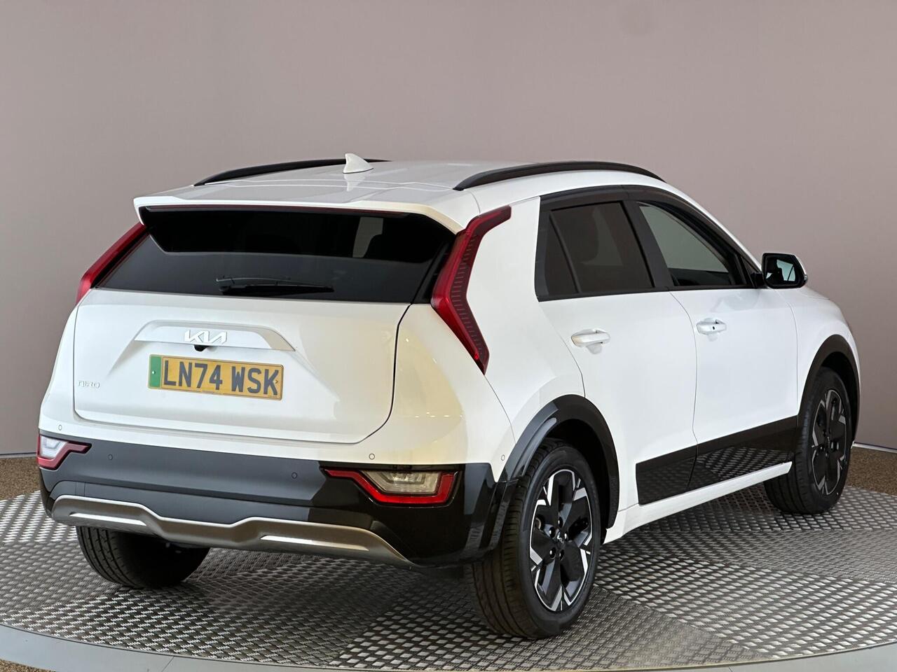 Kia Niro LN74WSK