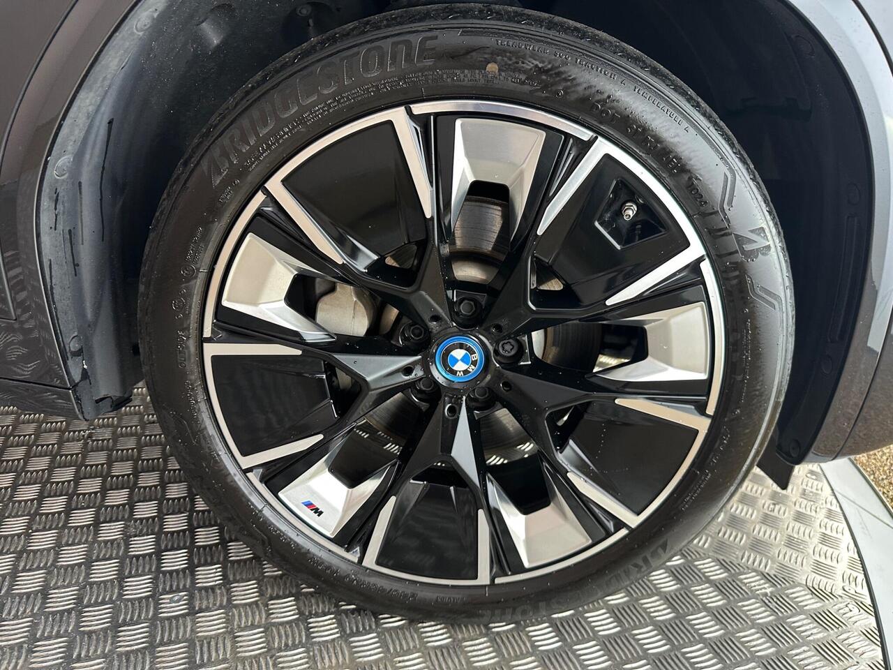 BMW iX3 BJ73HYR