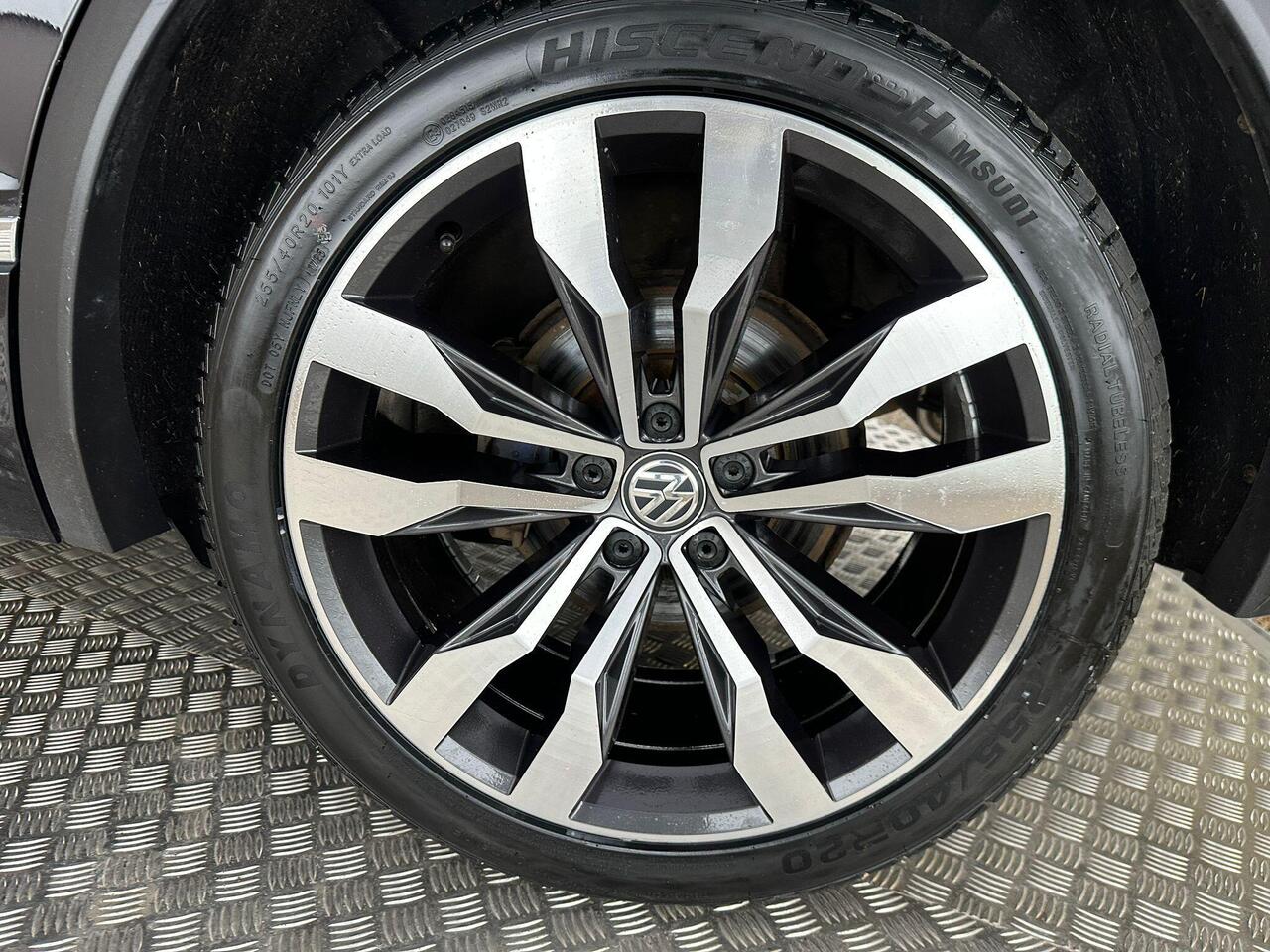 Volkswagen Tiguan HK68BFF