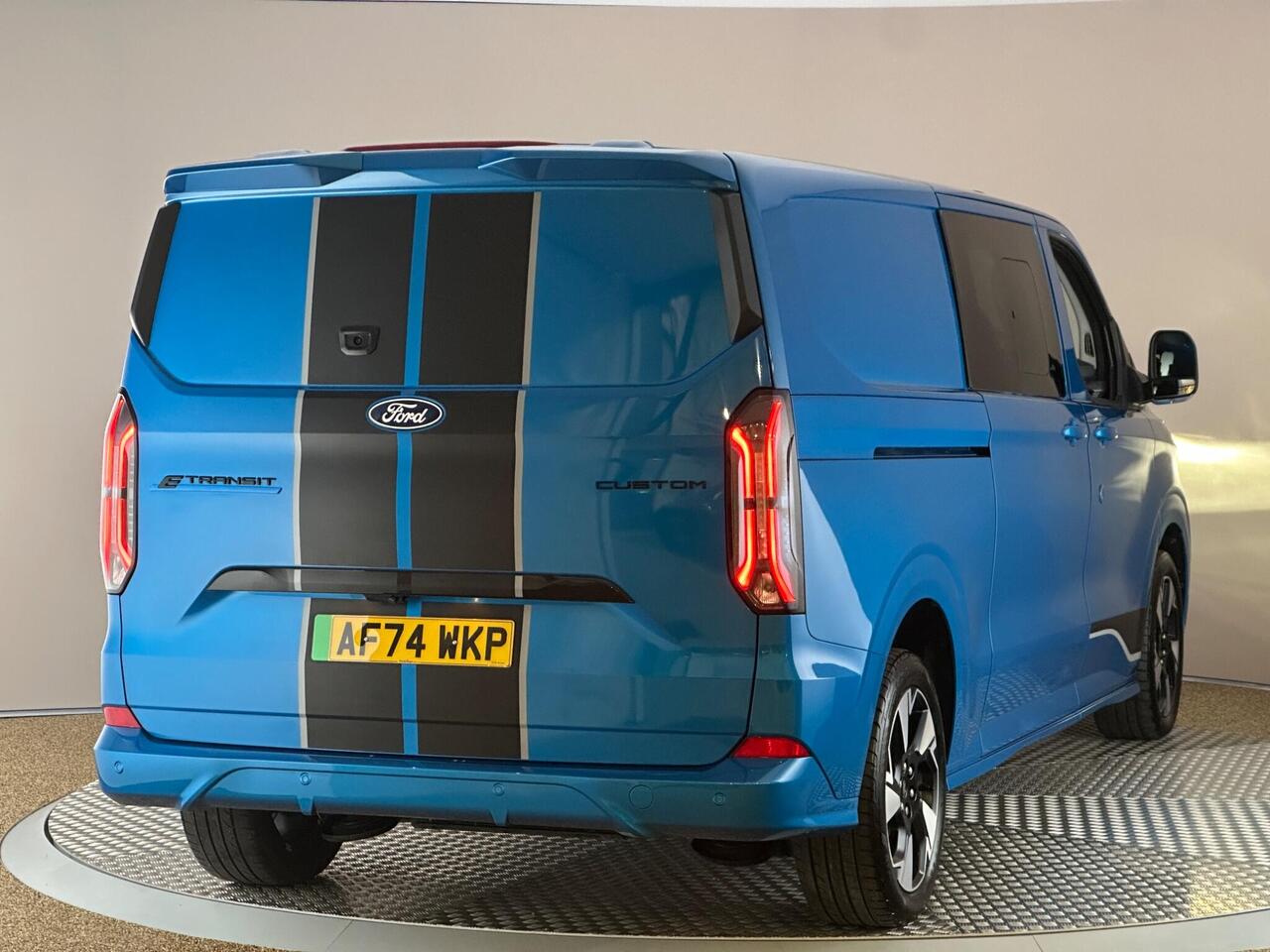 Ford E-Transit Custom AF74WKP