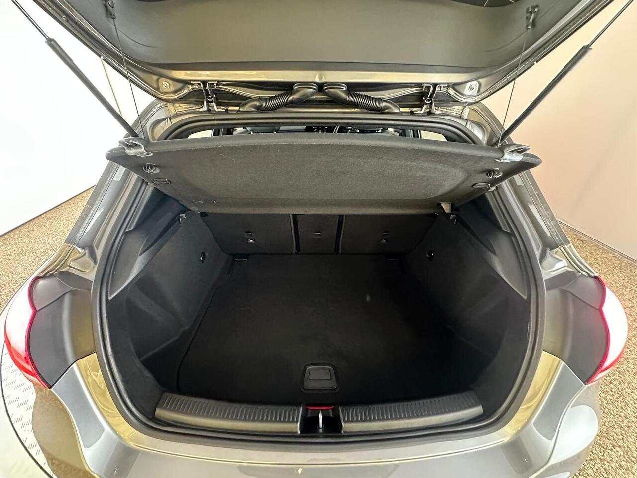 Mercedes-Benz A Class KS68KZH