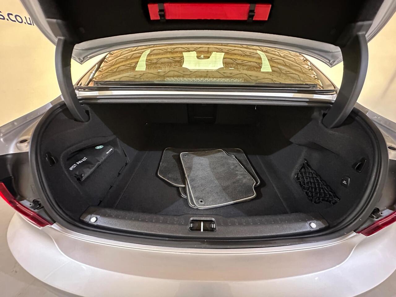Volvo S90 SF68UOS