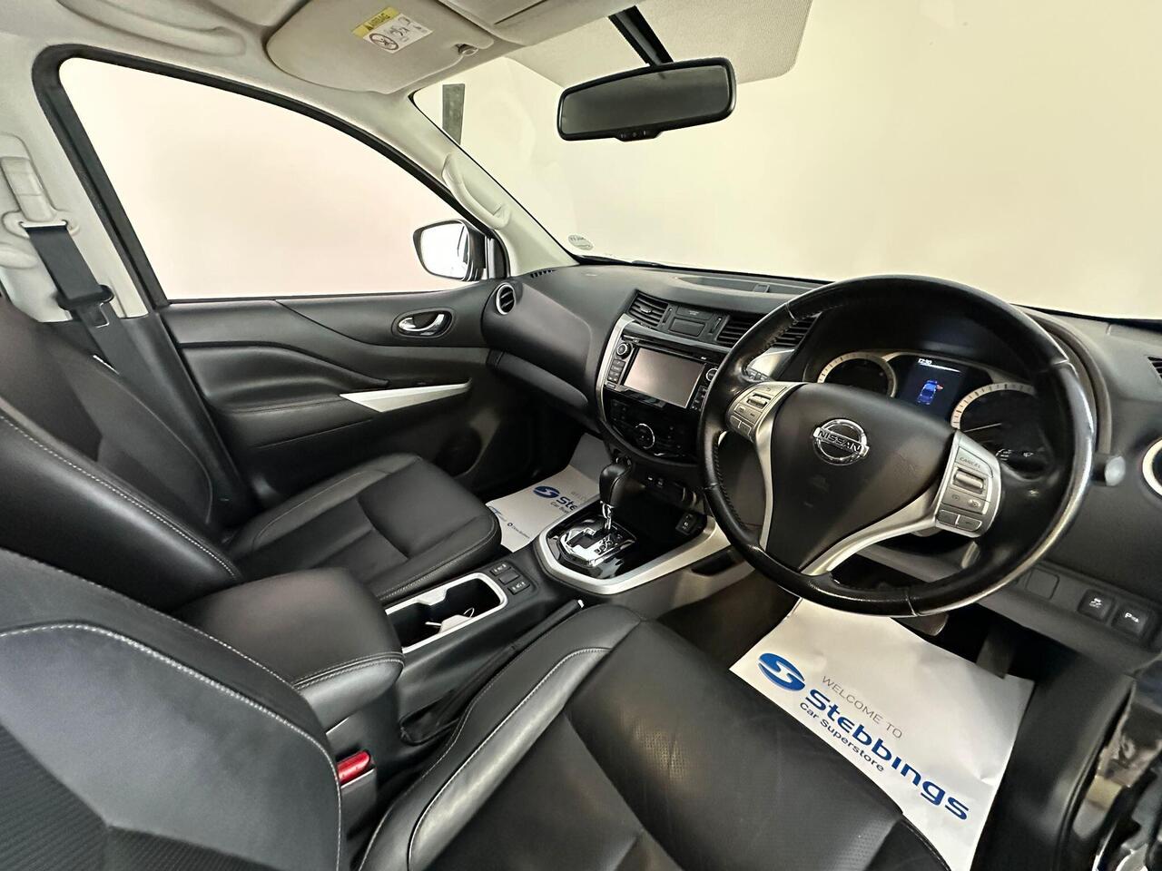 Nissan Navara WJ68YNW