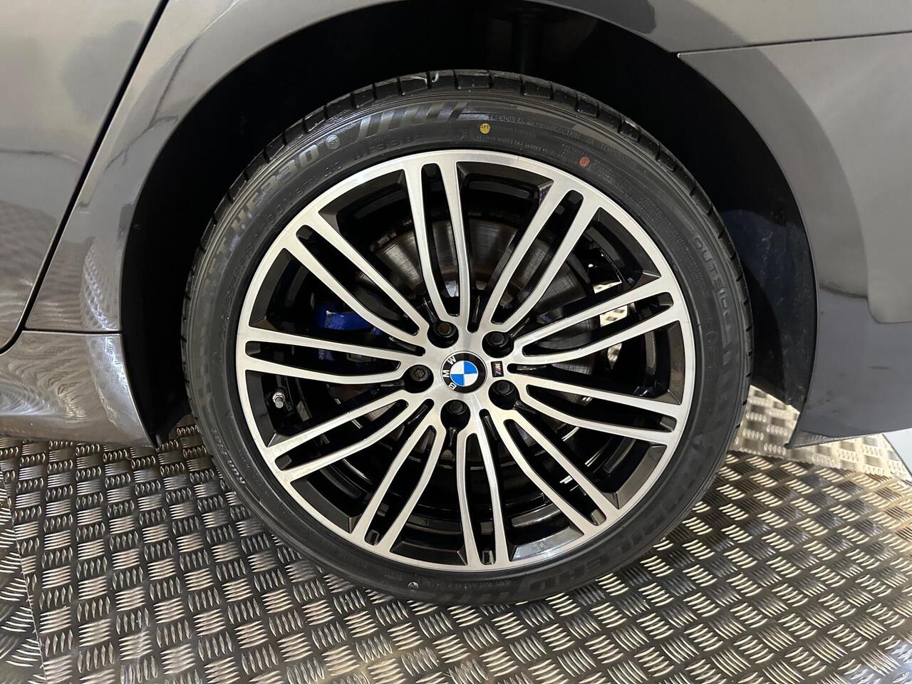 BMW 5 Series SC68AUM