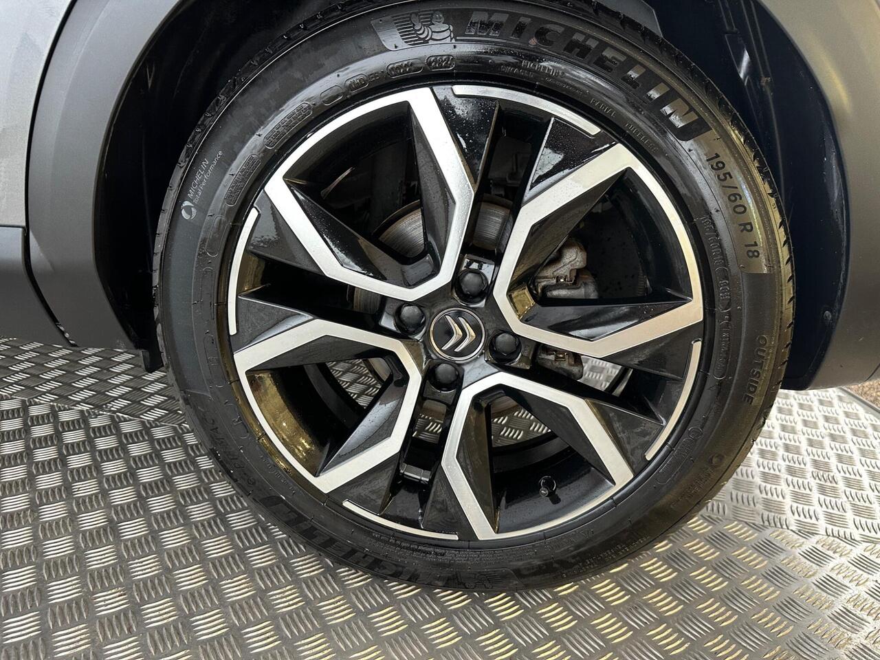 Citroen e-C4 YX71WAA