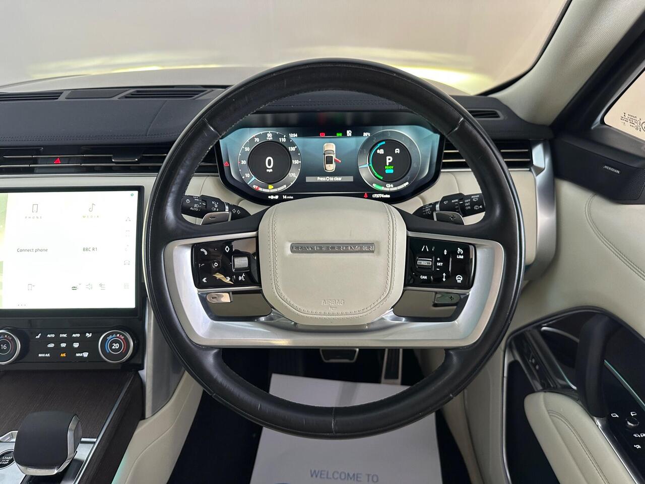 Land Rover Range Rover YO72UVR