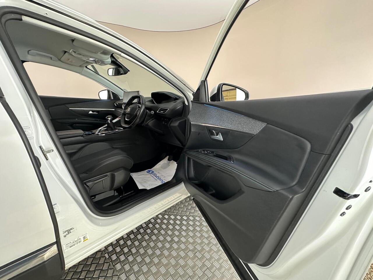 Peugeot 3008 RO71XUV