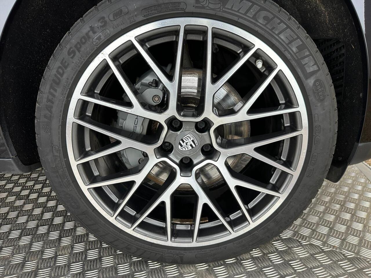 Porsche Macan RE20KWN