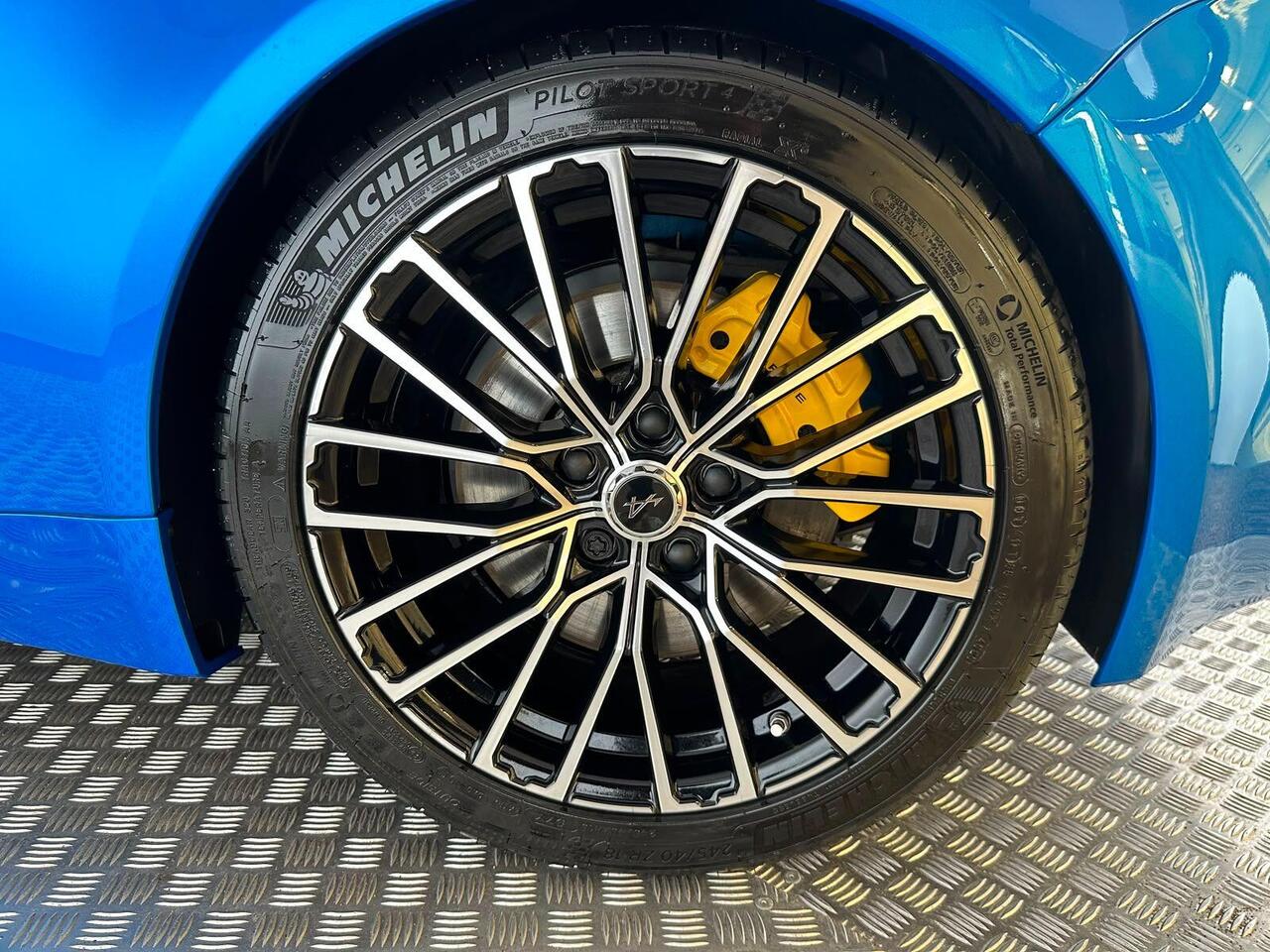 Alpine A110 CL73KHJ