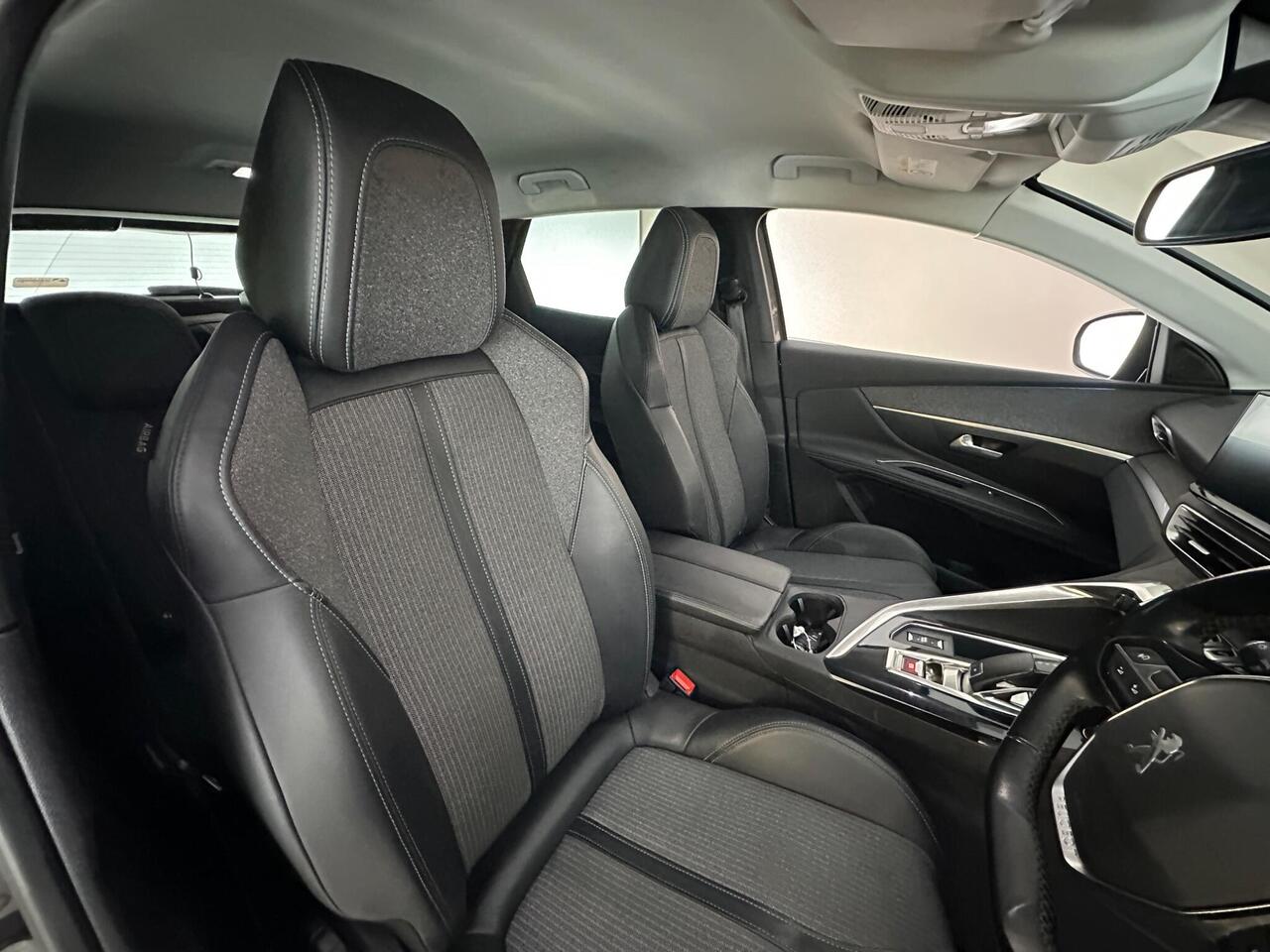 Peugeot 3008 GJ22AHX