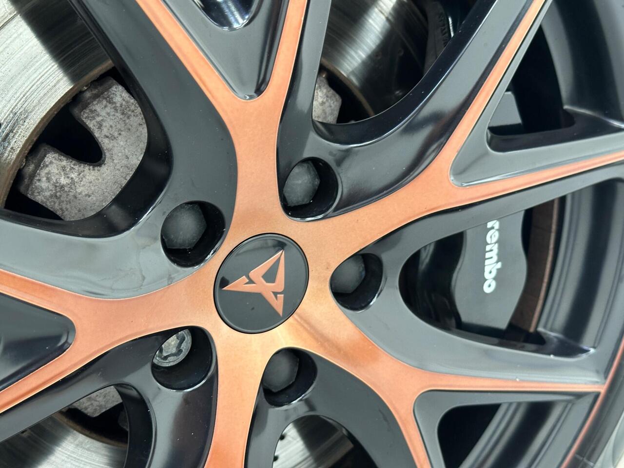 SEAT CUPRA Ateca AX19VKU
