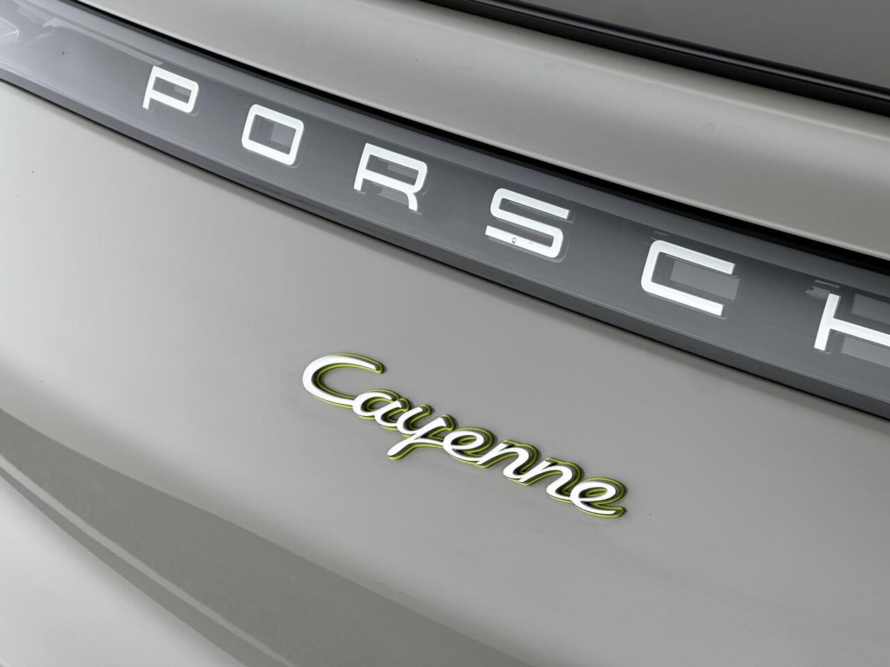Porsche Cayenne WG23VCU