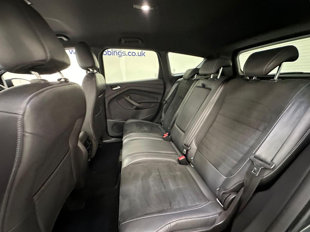 Ford Kuga AY17NRV