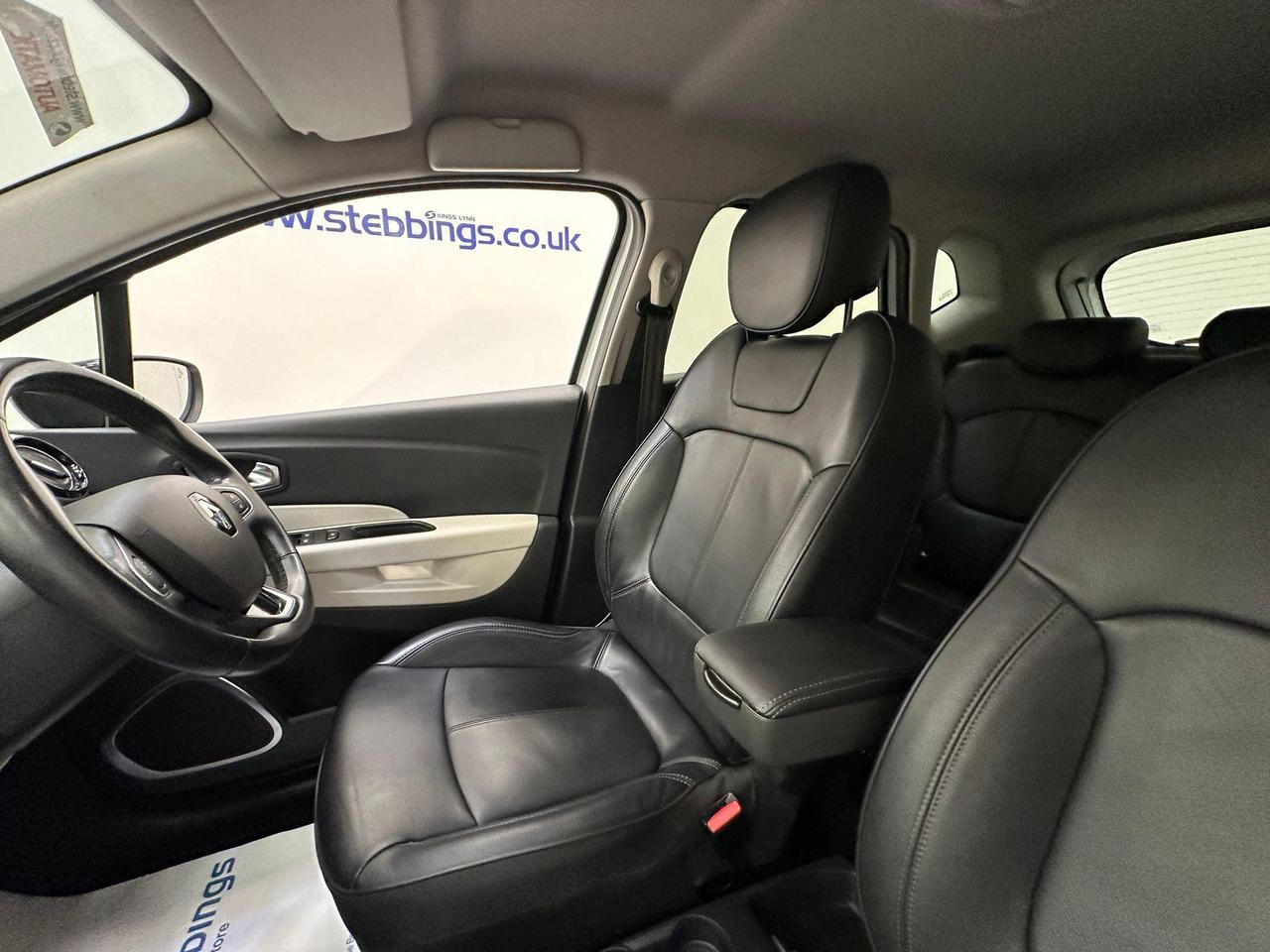 Renault Captur EK69YKP