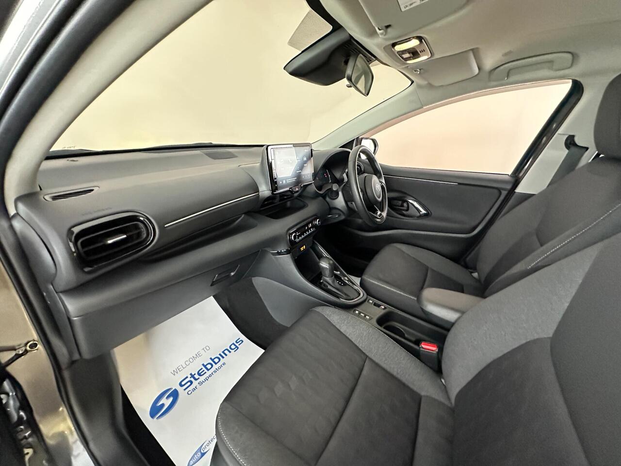 Toyota Yaris AU74TMZ