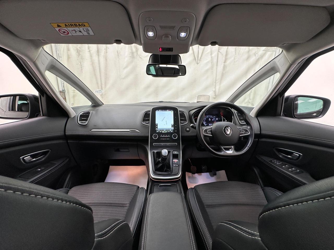 Renault Grand Scenic KP68HVB
