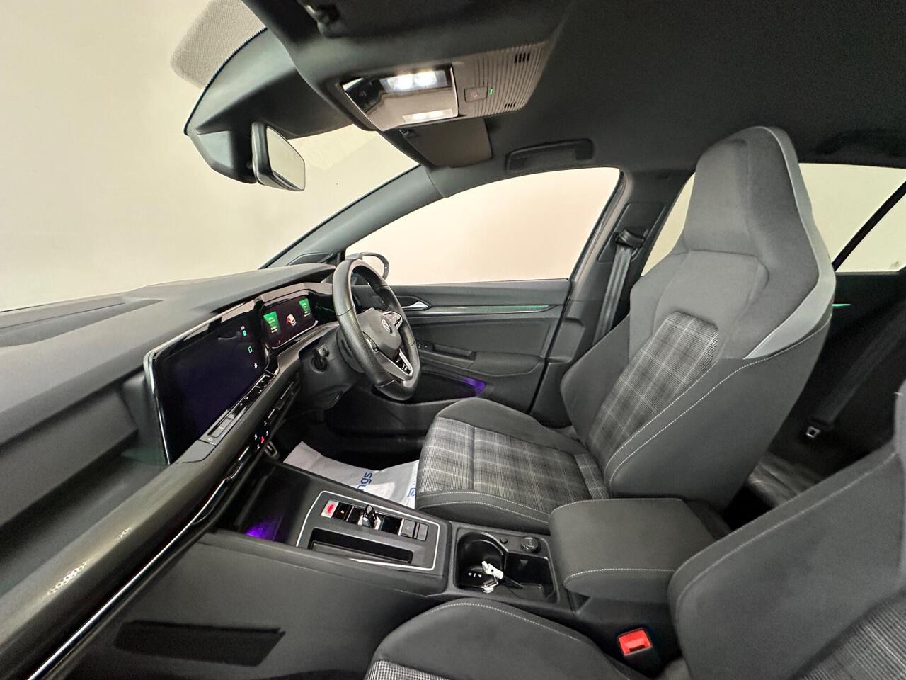 Volkswagen Golf DF70SFV